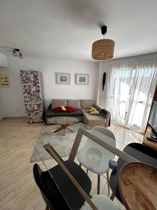 Bonito Y Comodo Apartamento ベナルマデナ エクステリア 写真